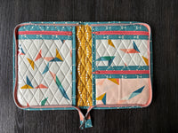 Atlas Zipper Pouch w/Sara Young - October 18, 2025 10:30am - 2:30pm w/Sara Young
